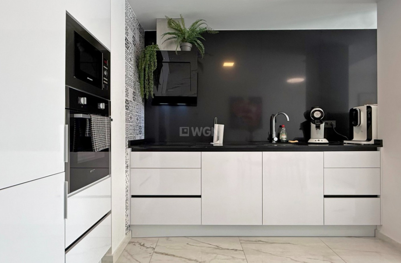 Resale - Apartment / flat - Orihuela Costa - Costa Blanca