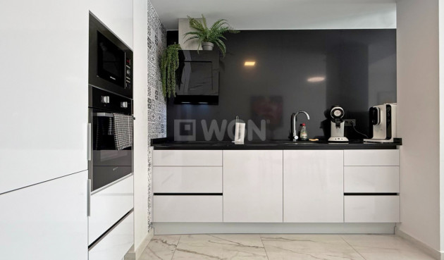 Resale - Apartment / flat - Orihuela Costa - Costa Blanca