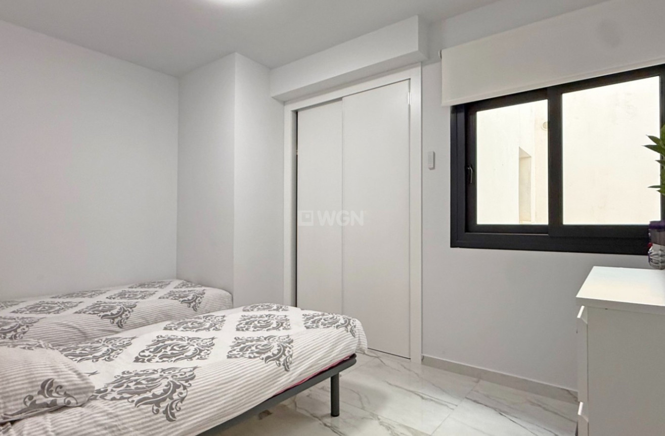 Resale - Apartment / flat - Orihuela Costa - Costa Blanca