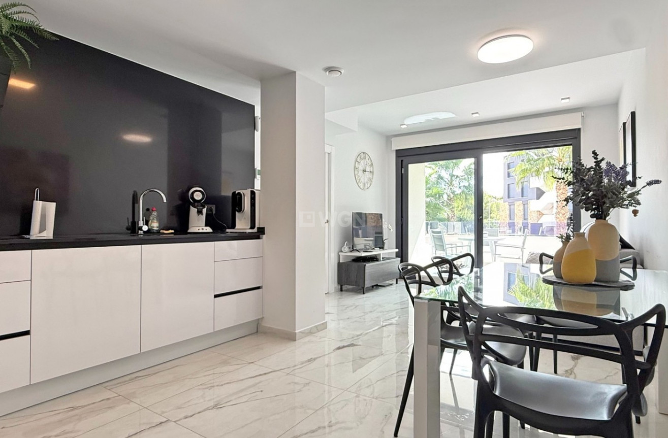 Resale - Apartment / flat - Orihuela Costa - Costa Blanca