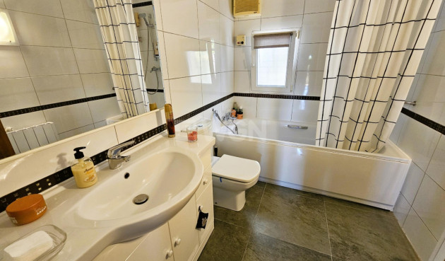 Odsprzedaż - Villa - Jávea - Costa Blanca