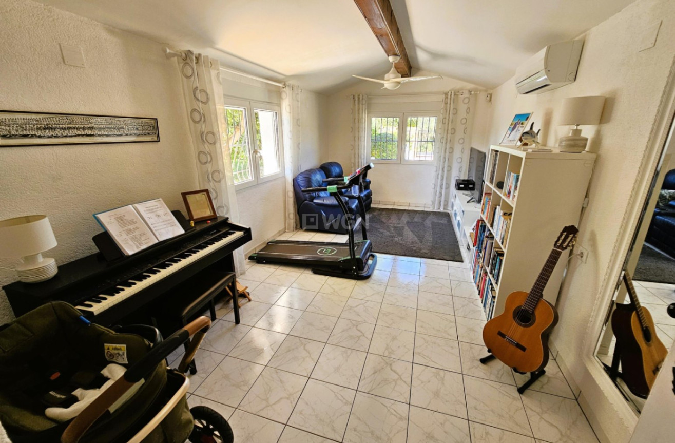 Odsprzedaż - Villa - Jávea - Costa Blanca