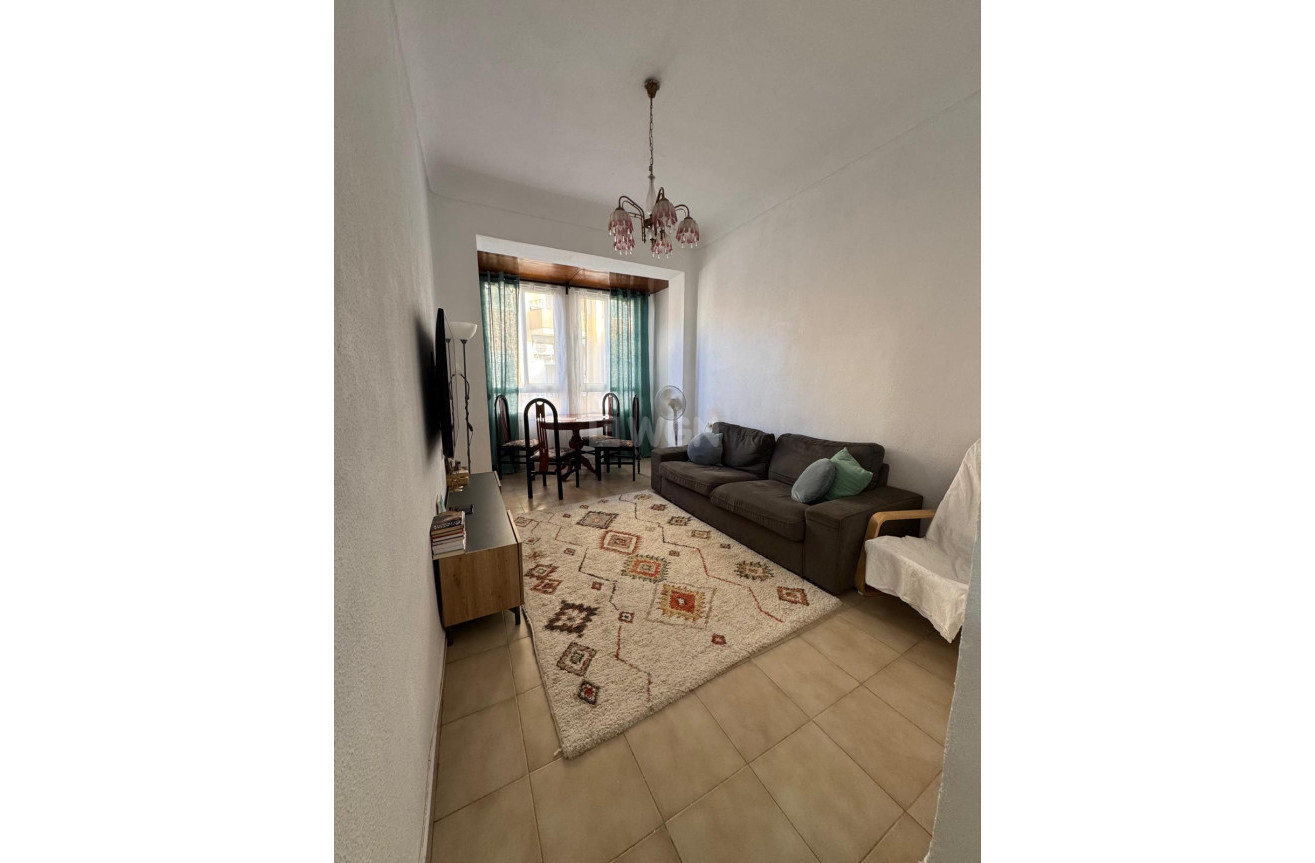 Resale - Apartment / flat - Alicante - Costa Blanca