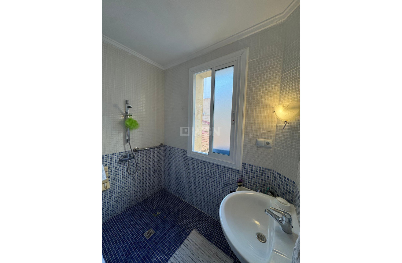 Resale - Apartment / flat - Alicante - Costa Blanca