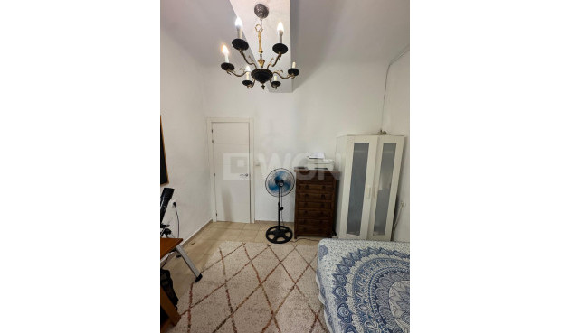Resale - Apartment / flat - Alicante - Costa Blanca
