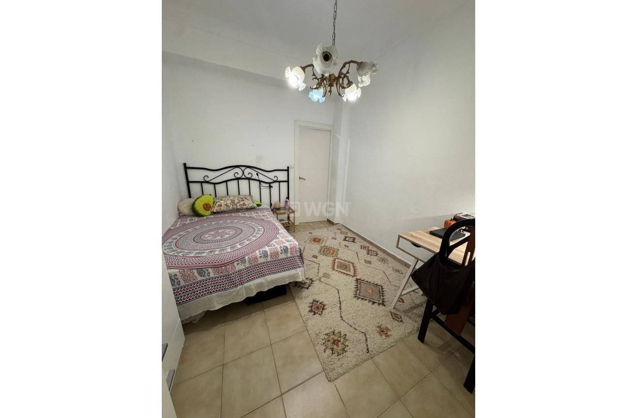 Resale - Apartment / flat - Alicante - Costa Blanca