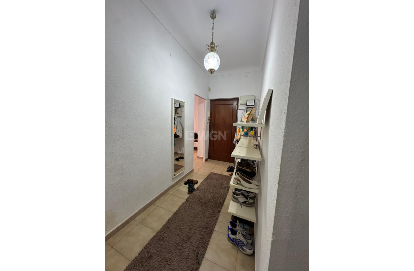 Resale - Apartment / flat - Alicante - Costa Blanca