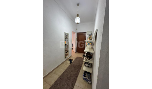 Resale - Apartment / flat - Alicante - Costa Blanca