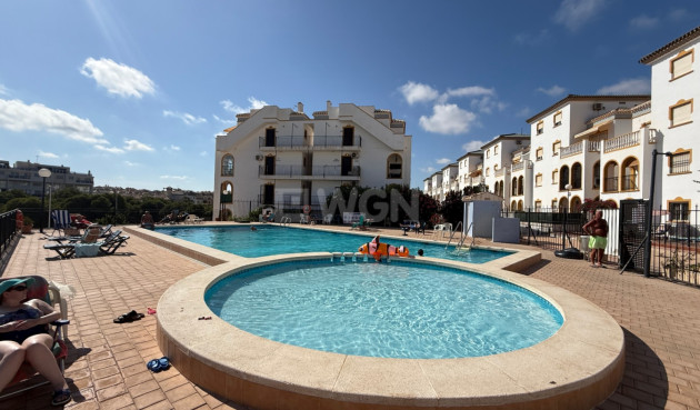 Reventa - Apartamento / piso - Orihuela - Inland