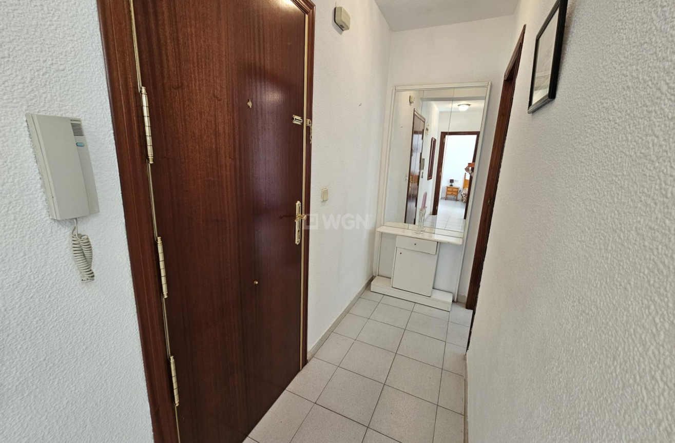 Reventa - Apartamento / piso - Torrevieja - Centro
