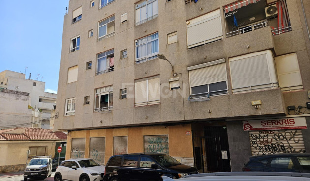 Reventa - Apartamento / piso - Torrevieja - Centro