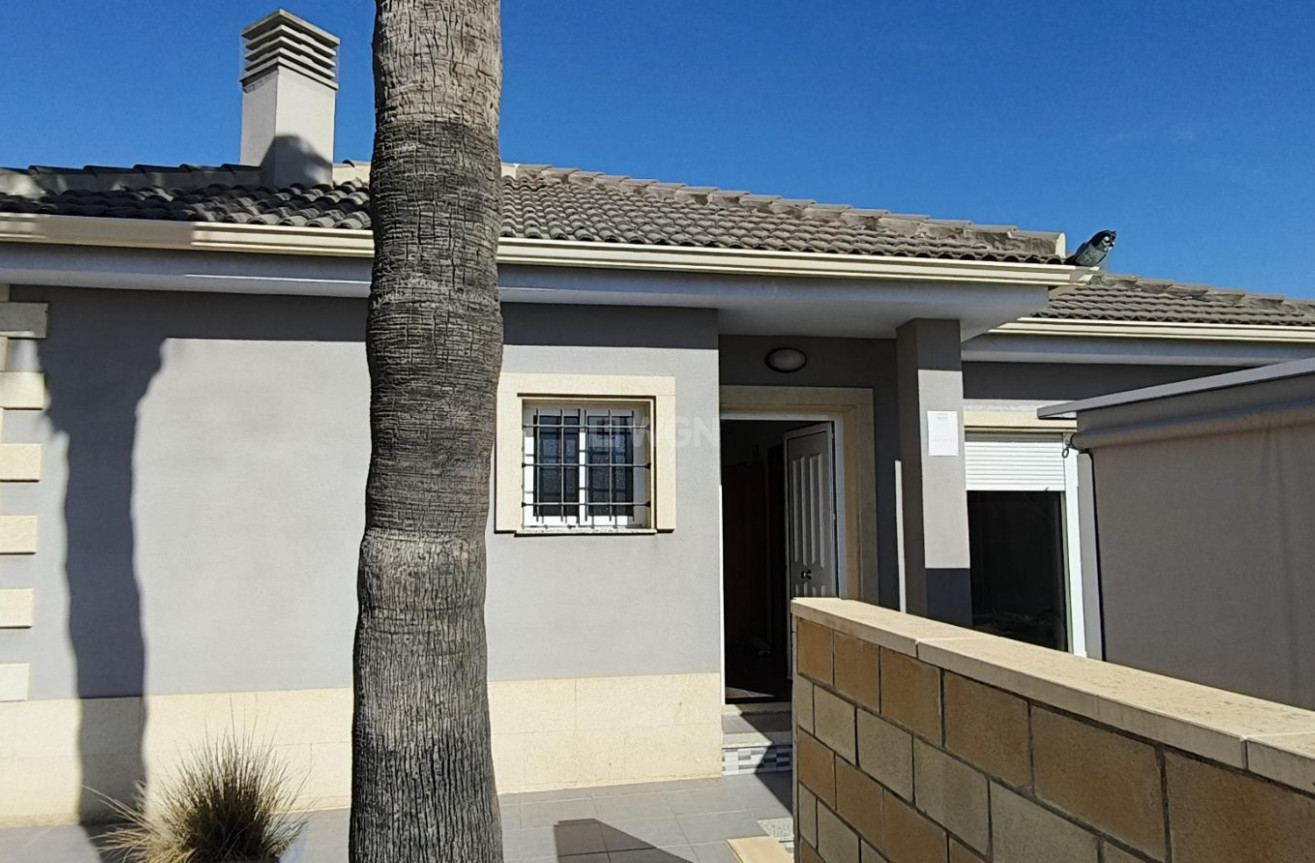 Resale - Villa - La Romana - Inland