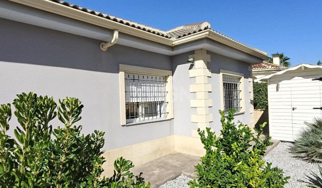 Resale - Villa - La Romana - Inland