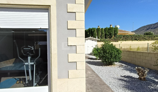 Resale - Villa - La Romana - Inland