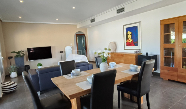 Resale - Villa - La Romana - Inland