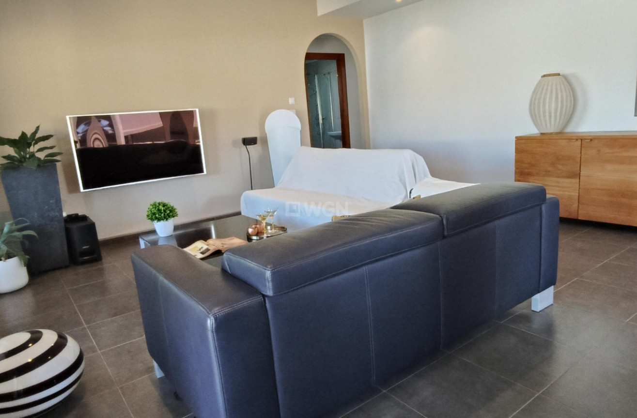 Resale - Villa - La Romana - Inland