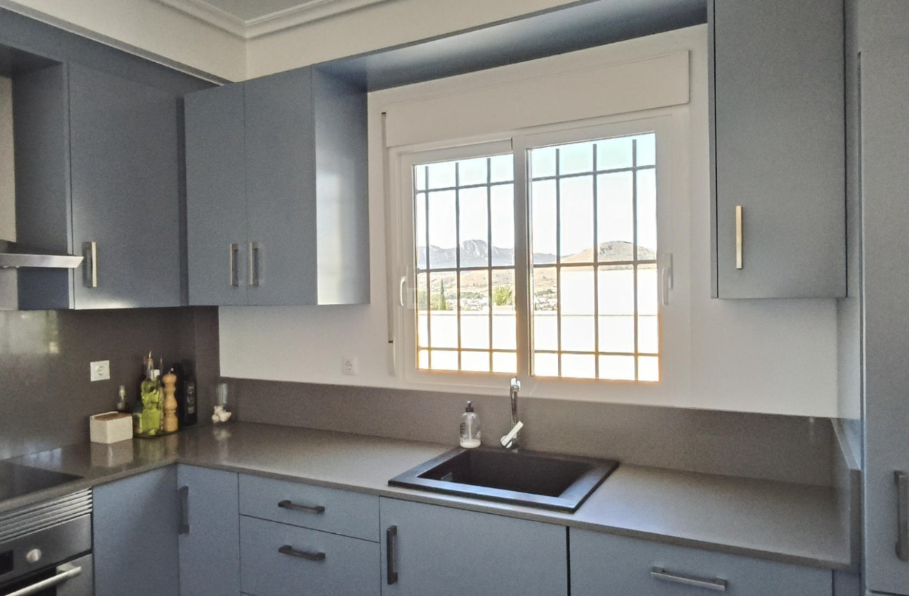 Resale - Villa - La Romana - Inland