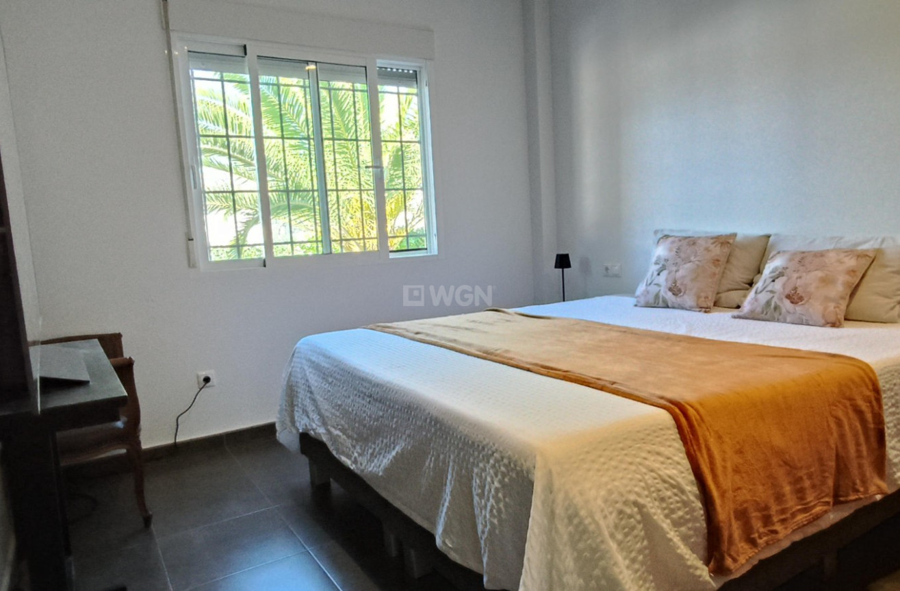 Resale - Villa - La Romana - Inland