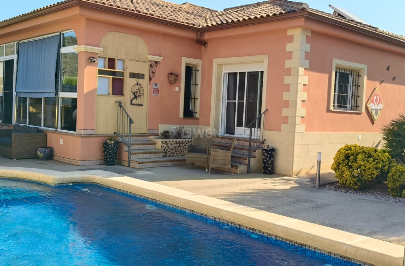 Resale - Villa - La Romana - Inland