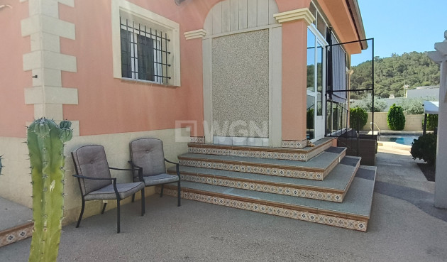 Resale - Villa - La Romana - Inland