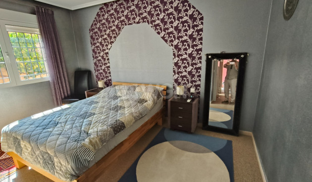 Resale - Villa - La Romana - Inland