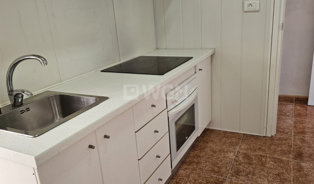 Odsprzedaż - Daszek - Torre de la Horadada - Playa