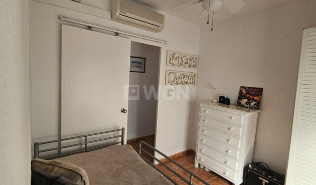 Odsprzedaż - Daszek - Torre de la Horadada - Playa