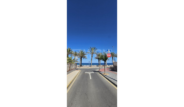 Odsprzedaż - Daszek - Torre de la Horadada - Playa