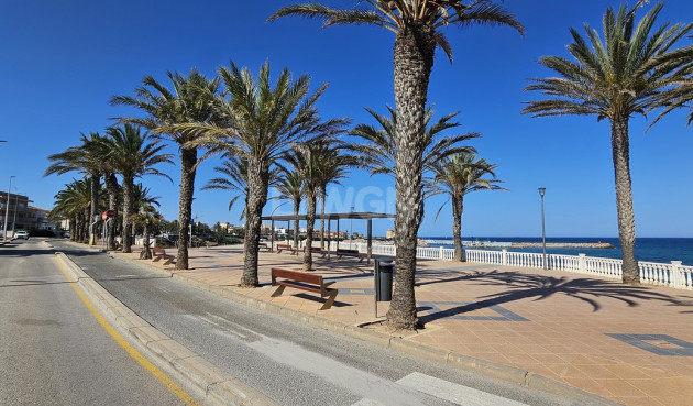 Odsprzedaż - Daszek - Torre de la Horadada - Playa