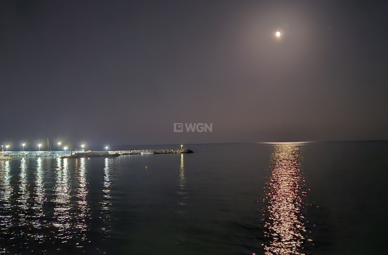 Odsprzedaż - Daszek - Torre de la Horadada - Playa