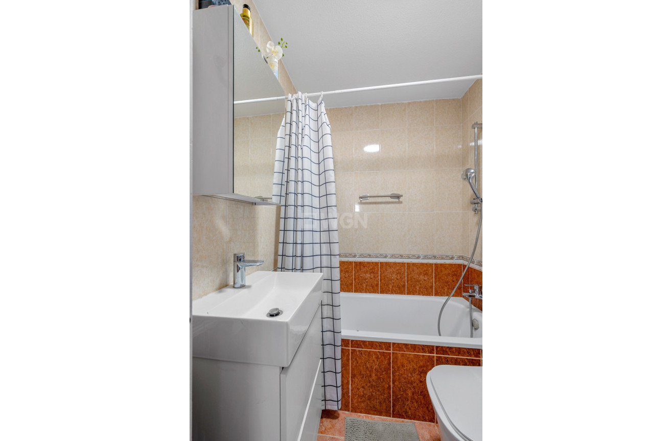 Reventa - Apartamento / piso - Torrevieja - Costa Blanca