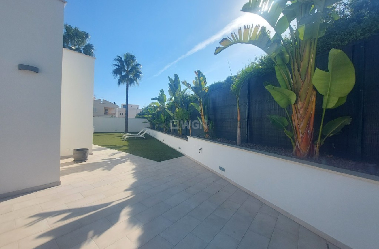 Resale - Villa - Albir - Costa Blanca