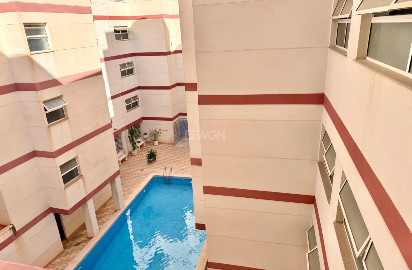 Reventa - Apartamento / piso - Torrevieja - PARQUE DE LAS NACIONES