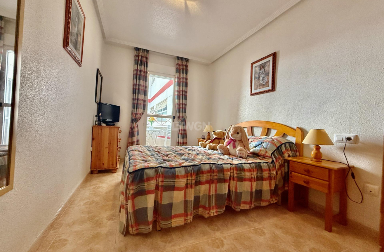 Reventa - Apartamento / piso - Torrevieja - PARQUE DE LAS NACIONES