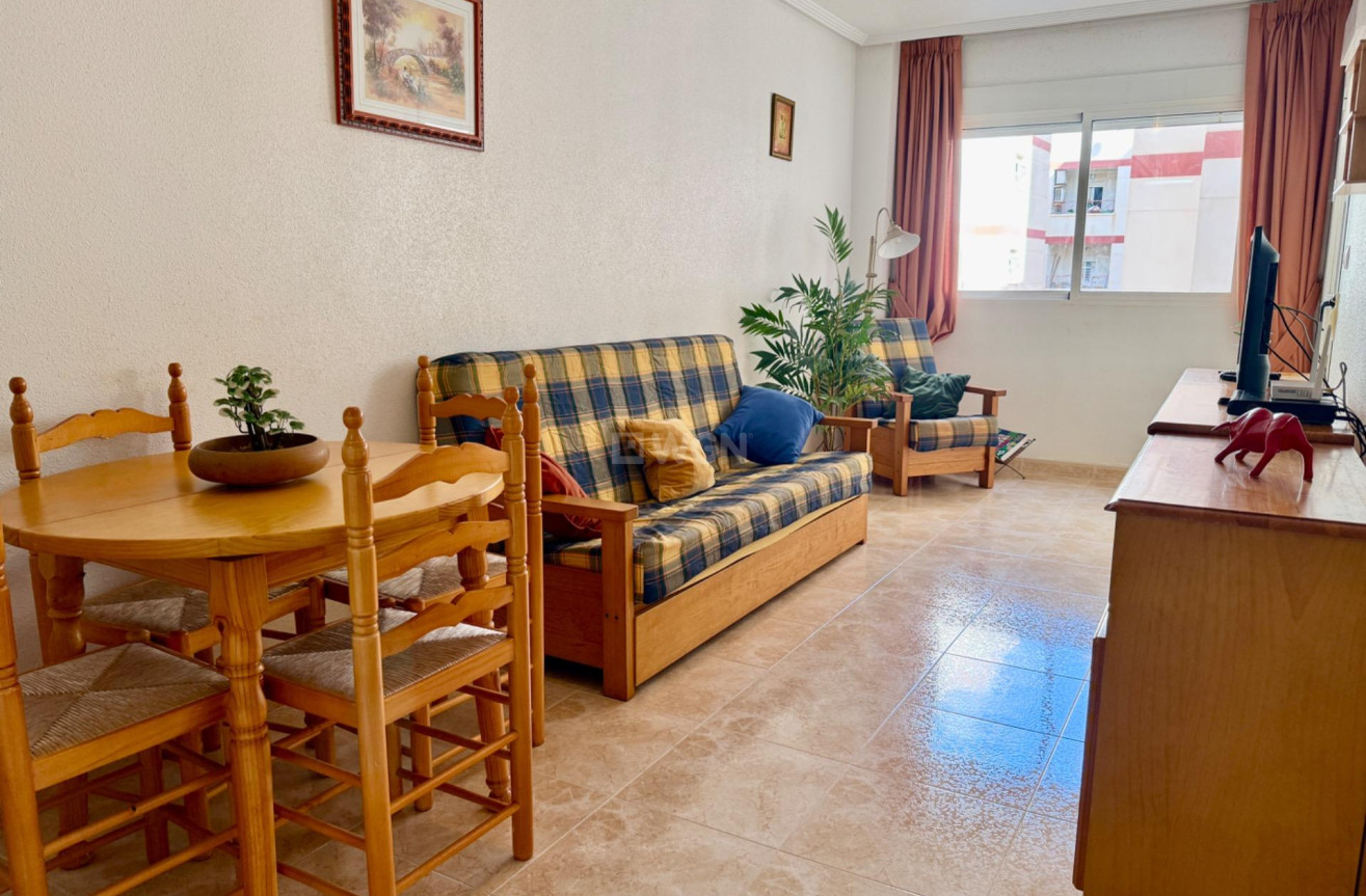 Reventa - Apartamento / piso - Torrevieja - PARQUE DE LAS NACIONES