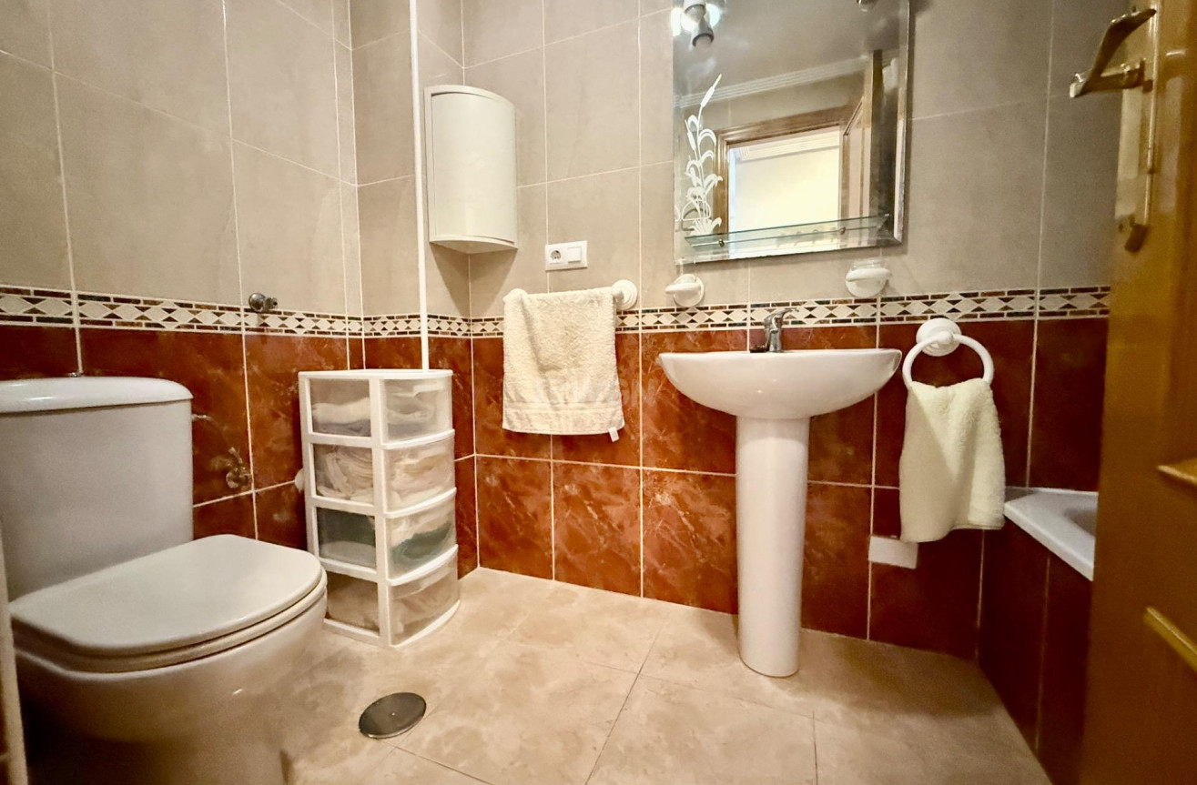 Reventa - Apartamento / piso - Torrevieja - PARQUE DE LAS NACIONES
