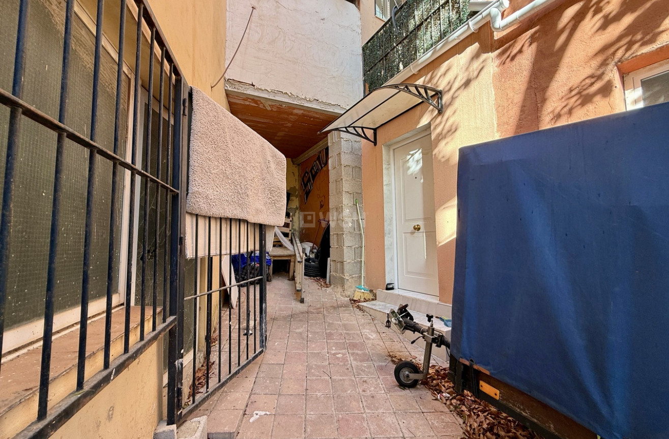 Resale - Commercial - San Miguel de Salinas - Inland