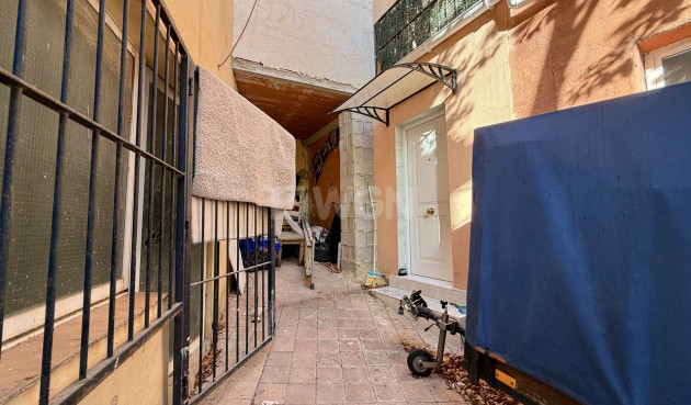 Resale - Commercial - San Miguel de Salinas - Inland