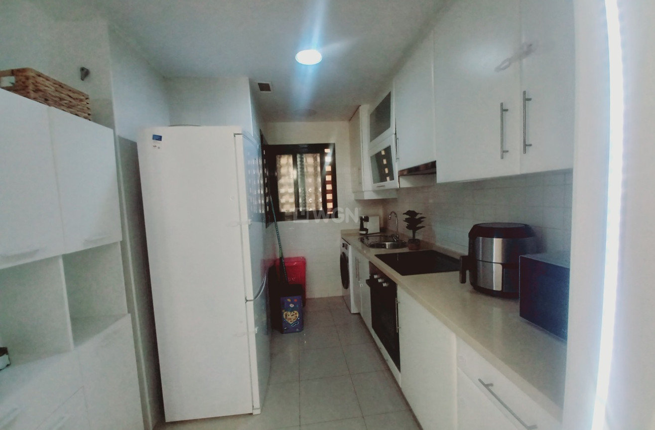 Resale - Apartment / flat - Roda - Inland