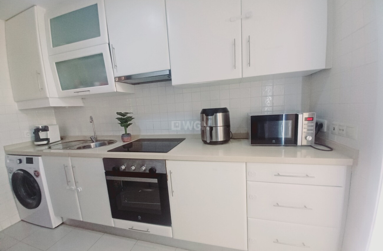 Resale - Apartment / flat - Roda - Inland