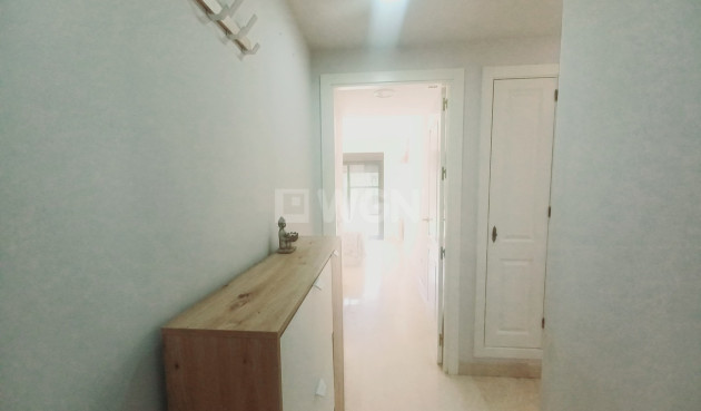 Resale - Apartment / flat - Roda - Inland