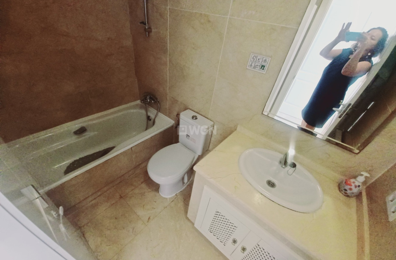 Resale - Apartment / flat - Roda - Inland