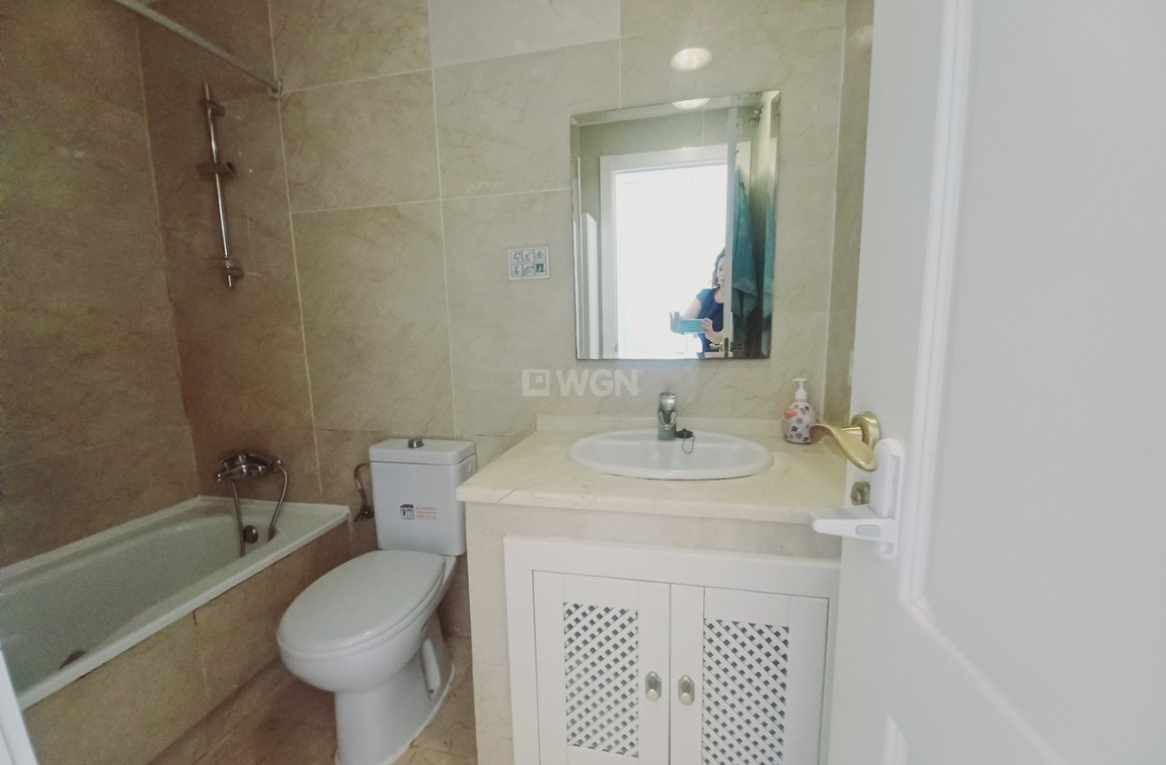 Resale - Apartment / flat - Roda - Inland