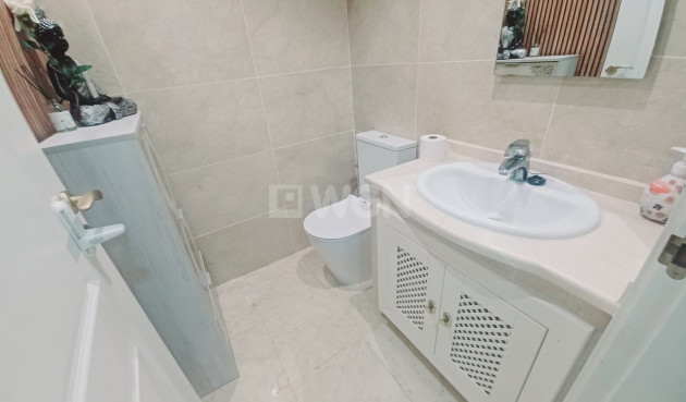 Resale - Apartment / flat - Roda - Inland