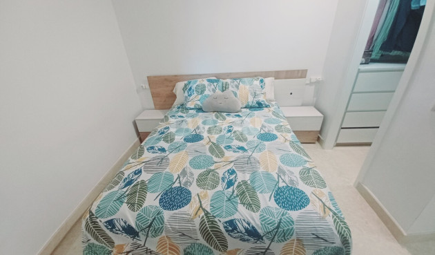 Resale - Apartment / flat - Roda - Inland