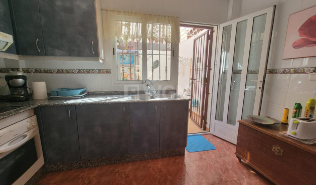 Resale - Townhouse - Orihuela Costa - Playa Flamenca