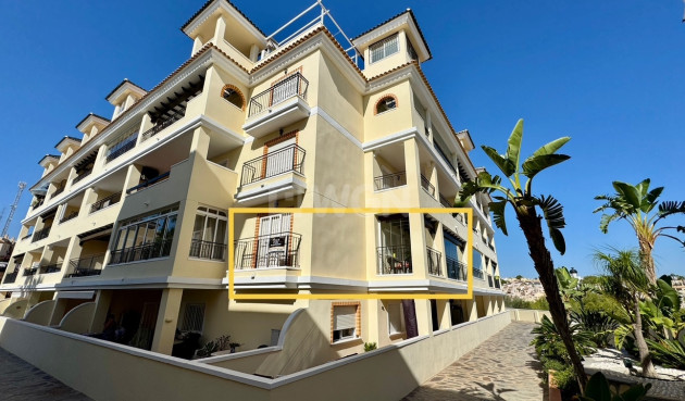 Resale - Apartment / flat - Villamartin - Costa Blanca