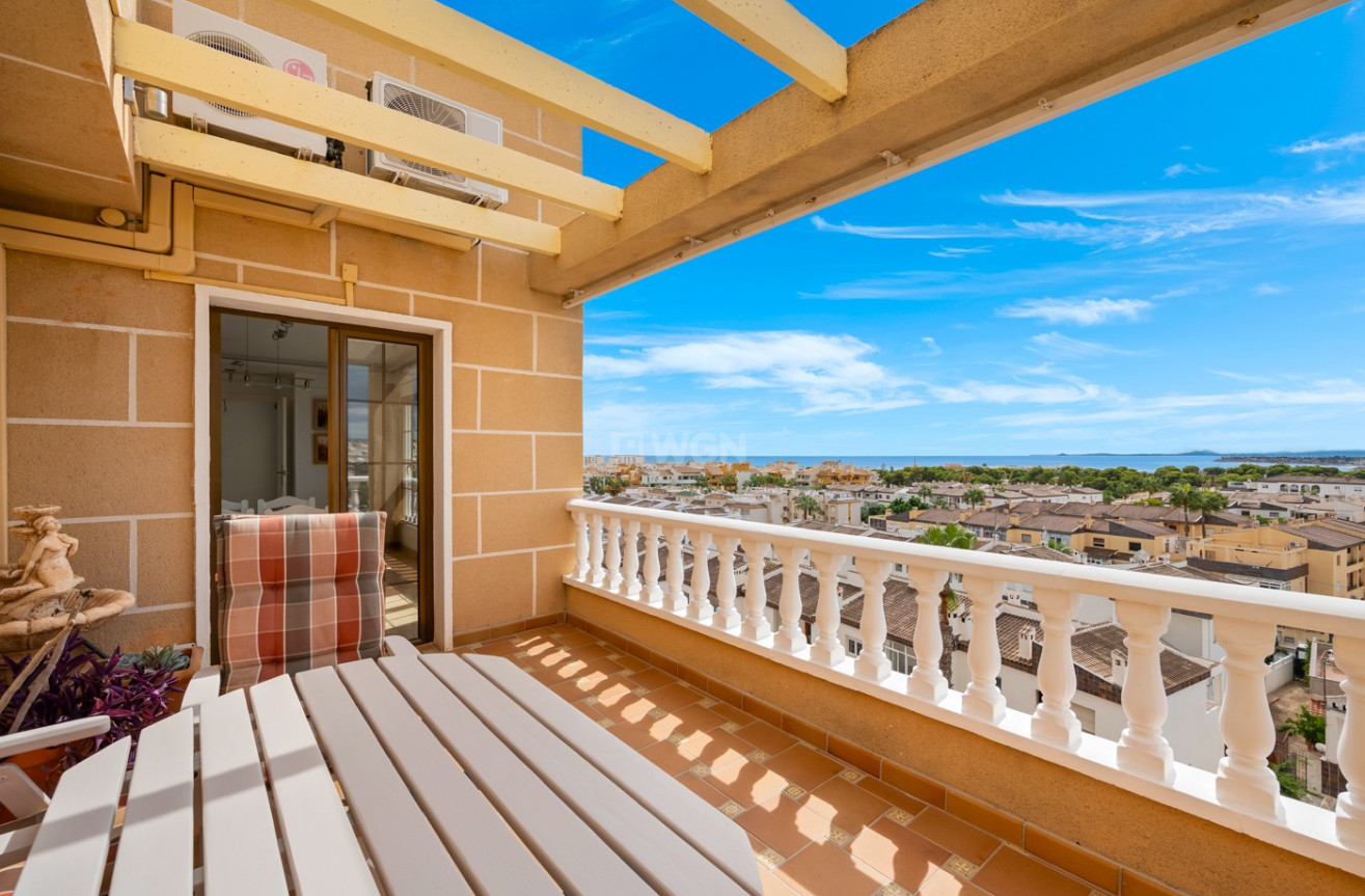 Resale - Apartment / flat - Punta Prima - Costa Blanca