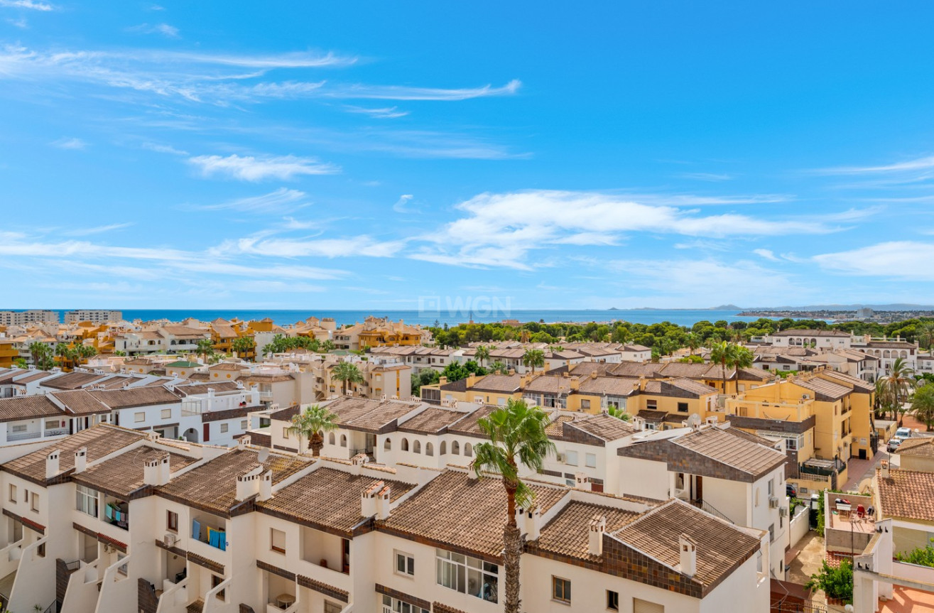 Resale - Apartment / flat - Punta Prima - Costa Blanca