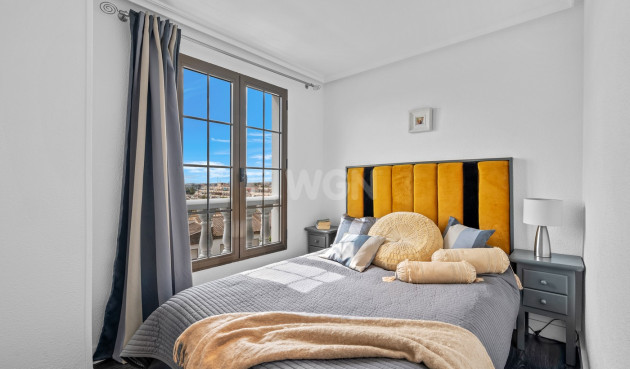 Resale - Apartment / flat - Punta Prima - Costa Blanca